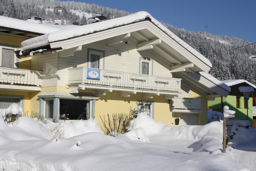 Roulette Apartments und Zimmer Kirchberg in Tirol Exterior foto